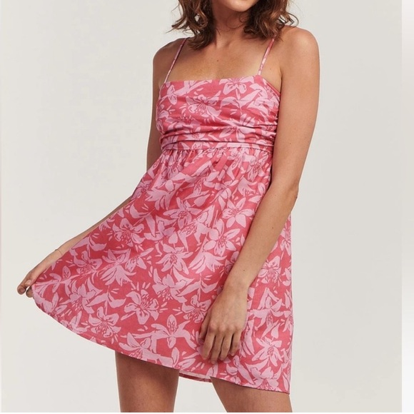 Charlie Holiday Women's Pink Linen Blend Madonna Mini Dress - Picture 10 of 10